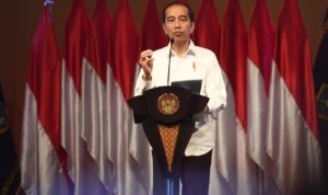 Jokowi di Sentul
